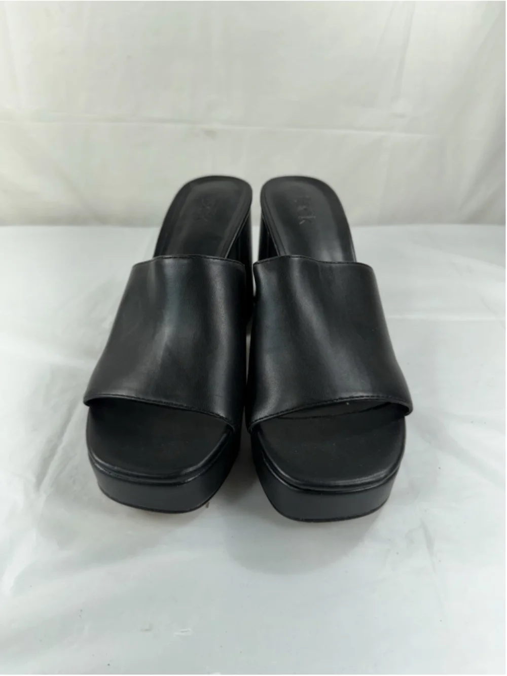 Nordstrom Rack Women's Platform Sandal Size 8.5M